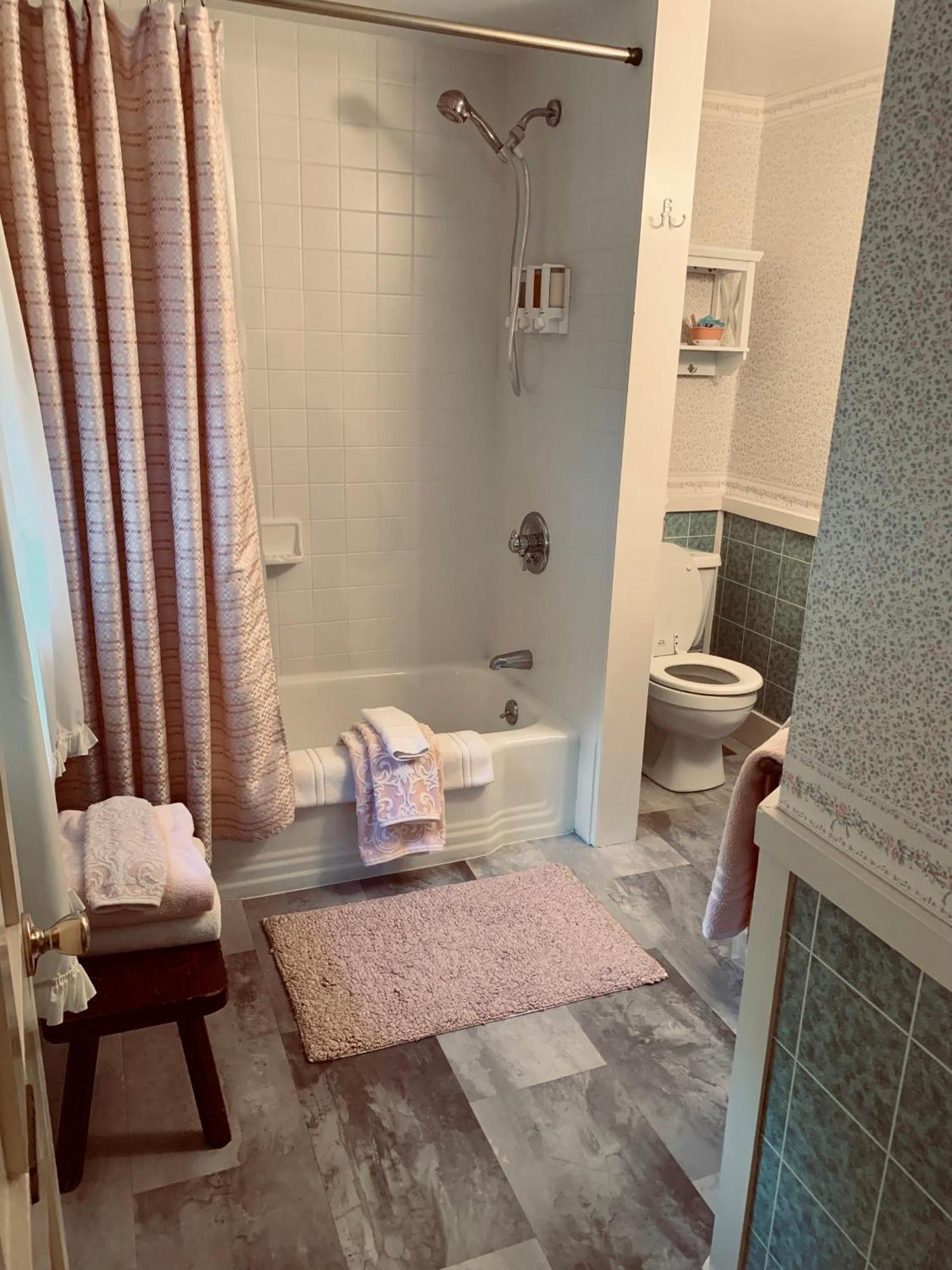 Buttonwood Inn On Mount Surprise North Conway Phòng bức ảnh