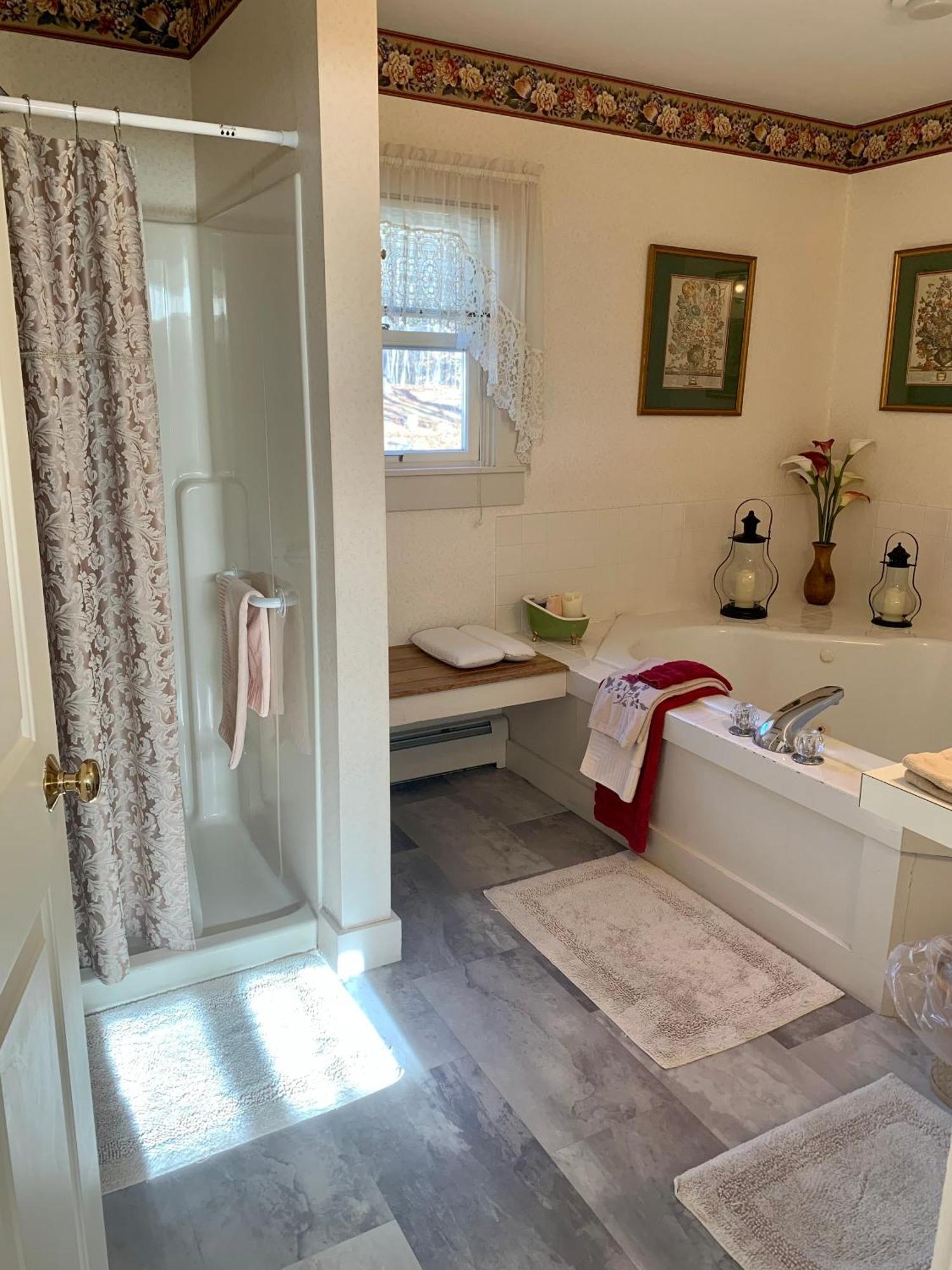 Buttonwood Inn On Mount Surprise North Conway Phòng bức ảnh